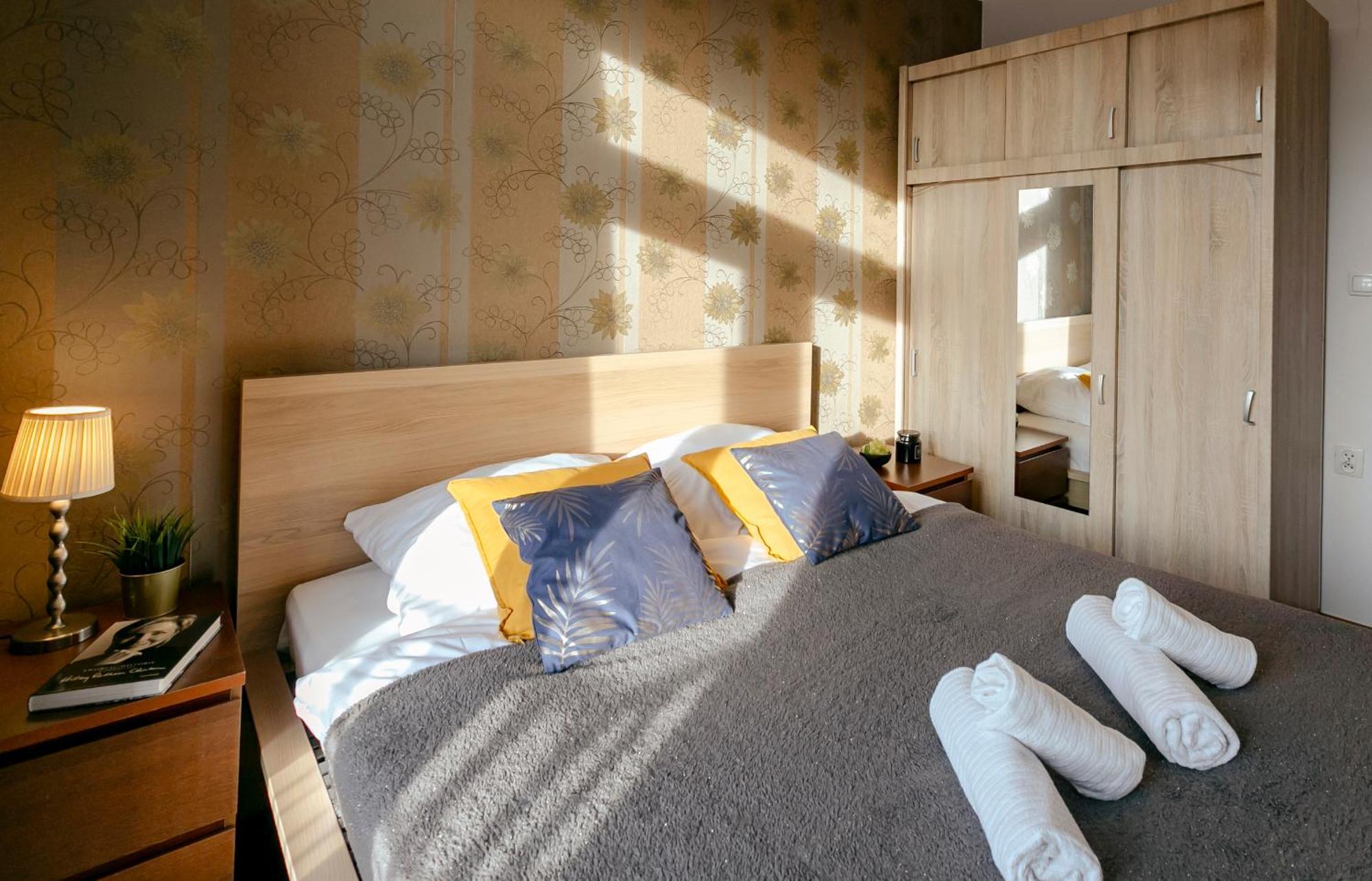 Plac Konstytucji 6 Orange - Apartament Dla 4 Osob - Bezplatny Parking - Free Parking - Piekny Widok Na Panorame Warszawy 华沙 外观 照片