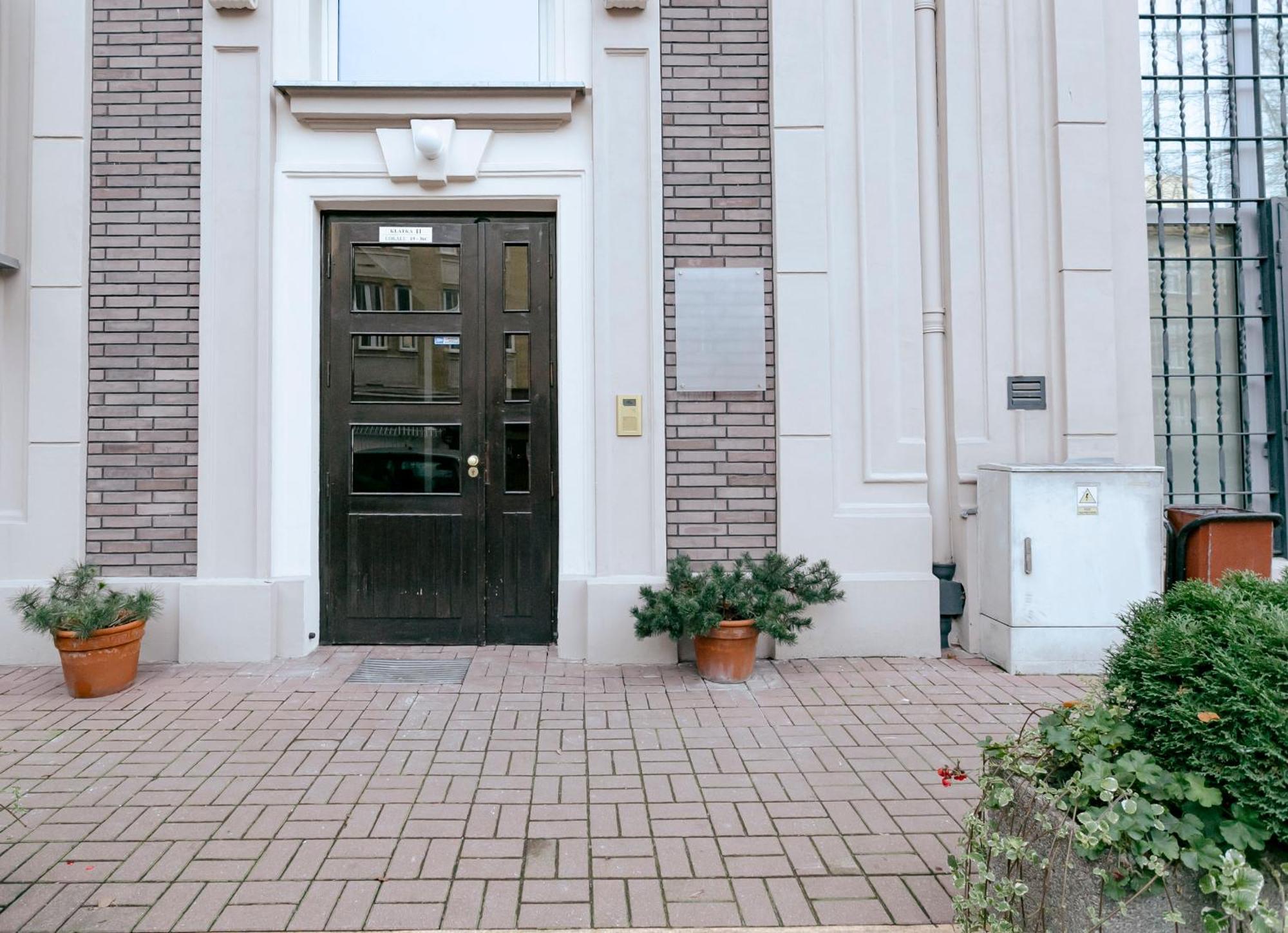 Plac Konstytucji 6 Orange - Apartament Dla 4 Osob - Bezplatny Parking - Free Parking - Piekny Widok Na Panorame Warszawy 华沙 外观 照片