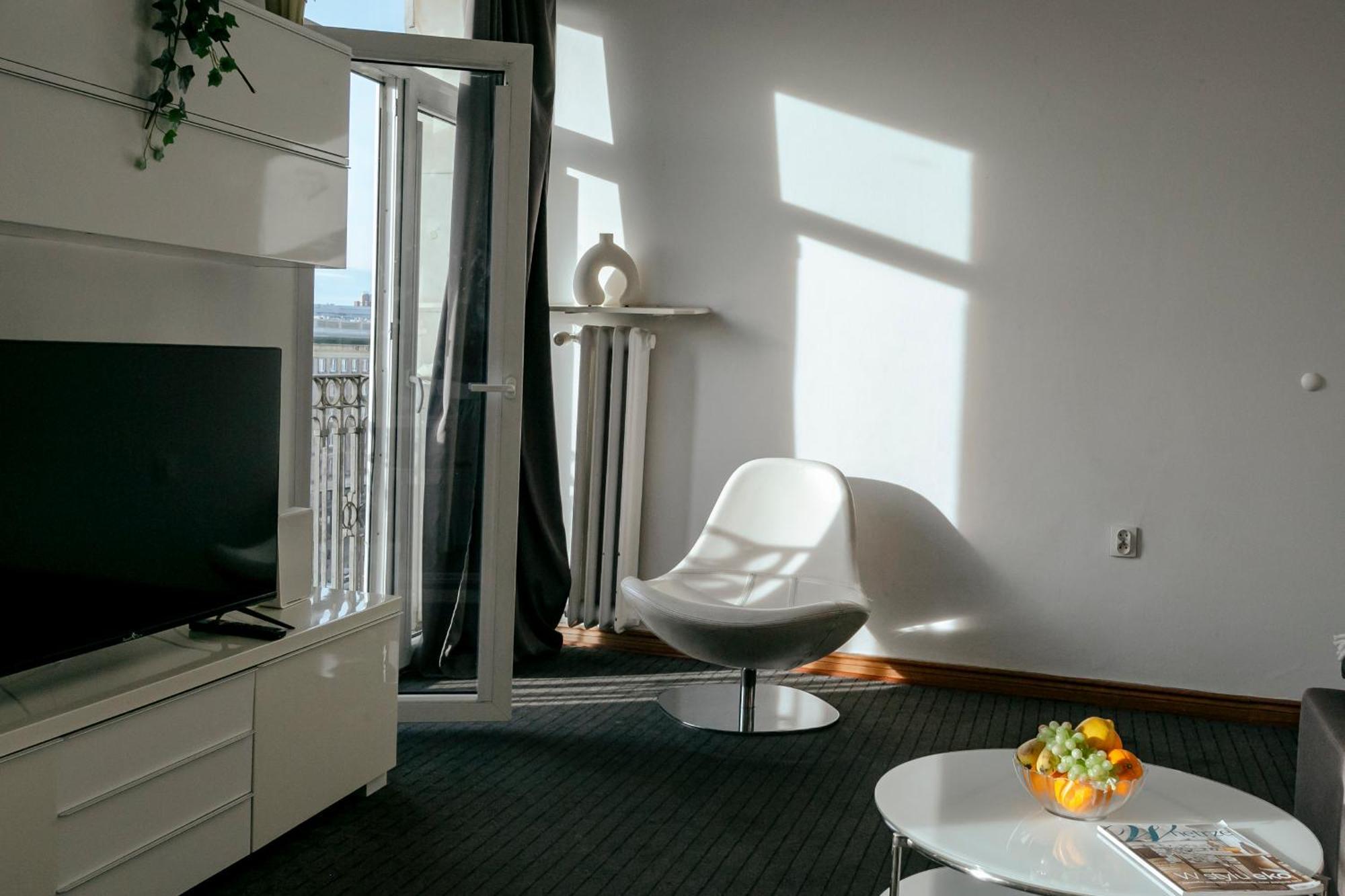 Plac Konstytucji 6 Orange - Apartament Dla 4 Osob - Bezplatny Parking - Free Parking - Piekny Widok Na Panorame Warszawy 华沙 外观 照片